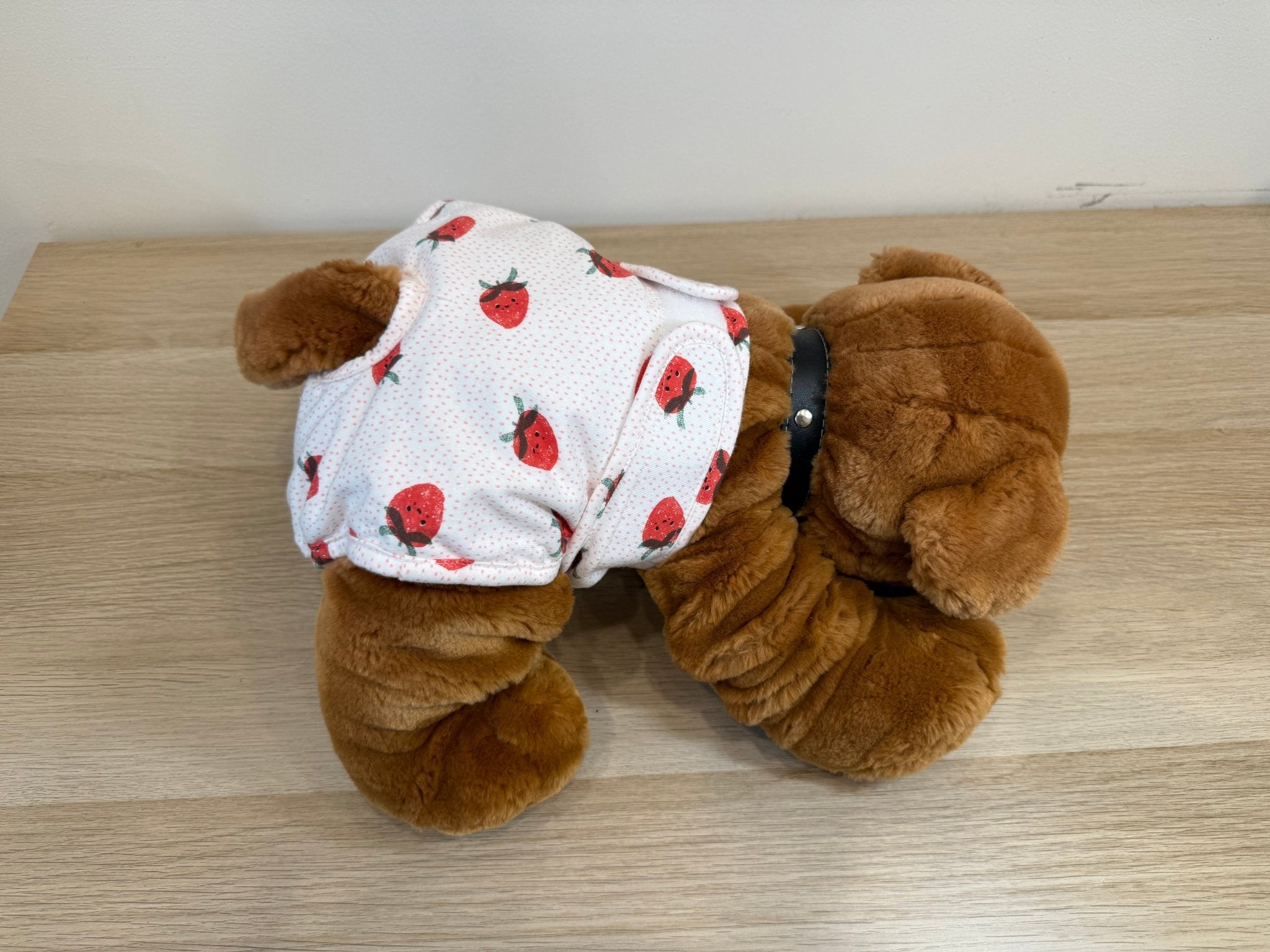 🐾 Culotte lavable pour chien – blanche imprimée fraises - Miss Nuts Accessoires