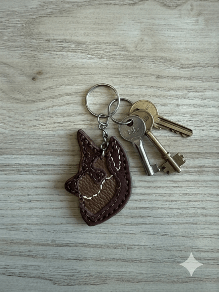 Porte clé chien en cuir véritable fait main - Miss Nuts Accessoires