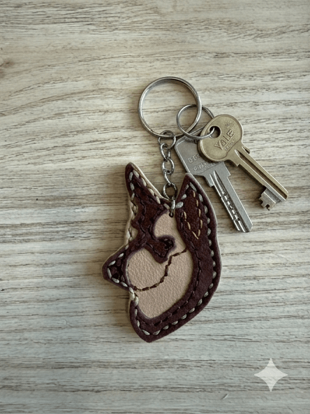 Porte clé chien en cuir véritable fait main - Miss Nuts Accessoires